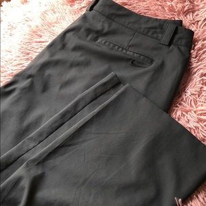 Nike Dri-Fit Golf Pants. Crop.